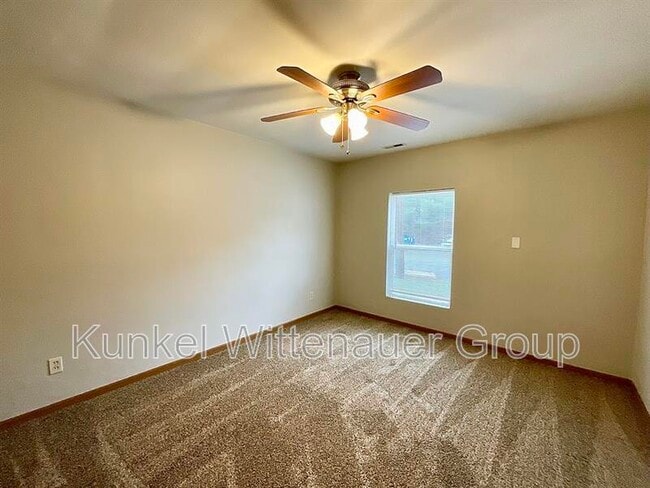 Building Photo - 1809 Jamestown Rd