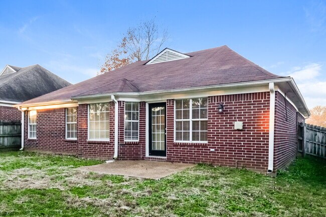 Building Photo - 1516 Beringer Dr