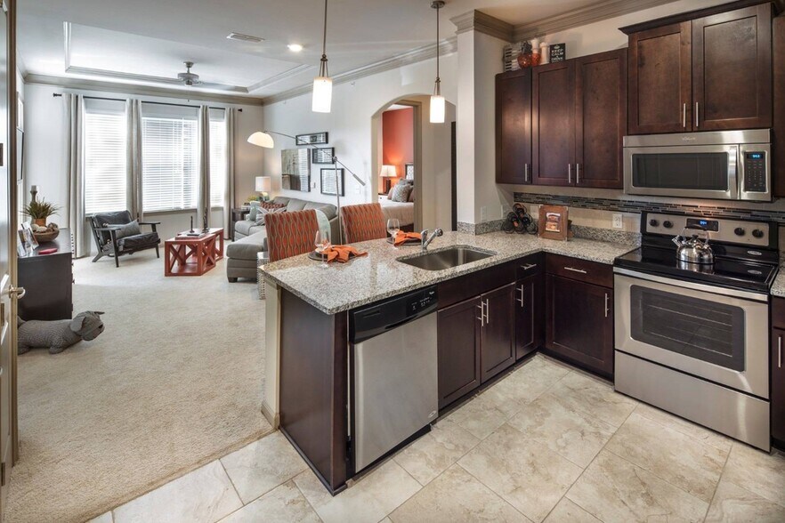 Kitchen with Modern Tile Backsplash - Overton Rise