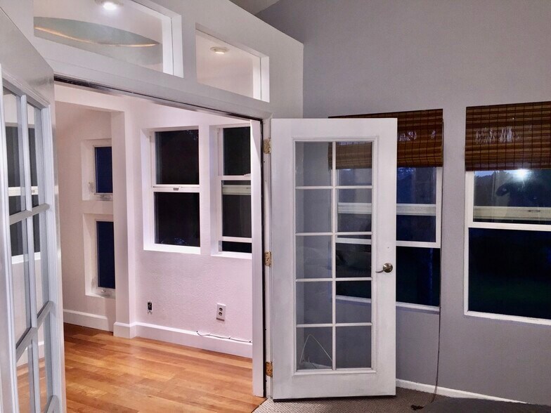 Master BR - 1355 Waterbury Ct