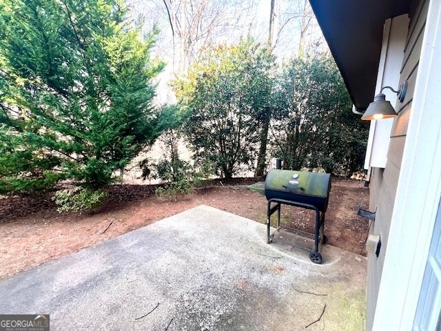 Building Photo - 3320 Northcliff Dr