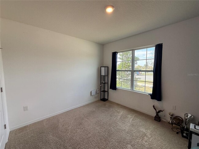 Building Photo - 1731 Setter Ave