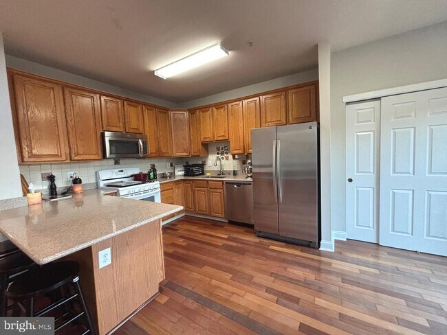 Building Photo - 113 Turnhill Ct