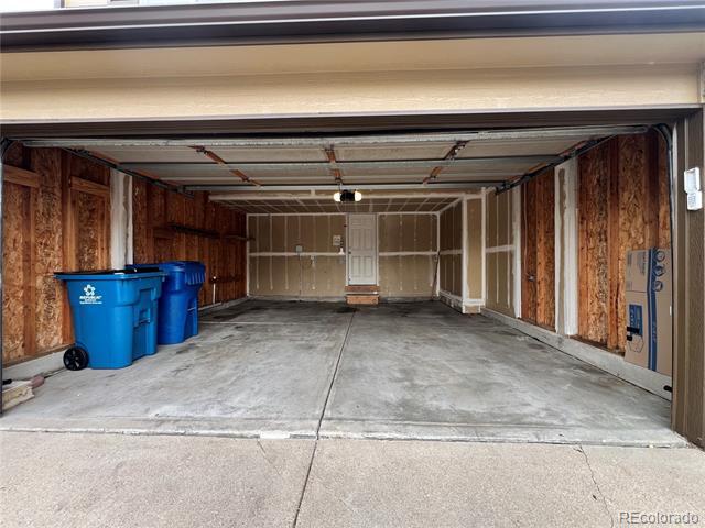 Building Photo - 5377 S Ukraine Way