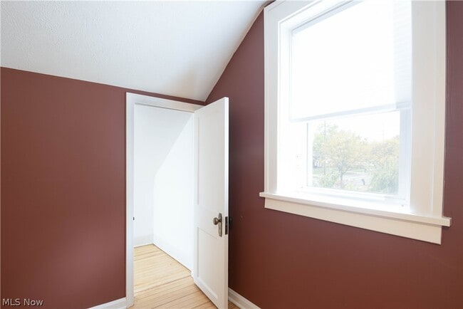 Building Photo - 7003 Brecksville Rd