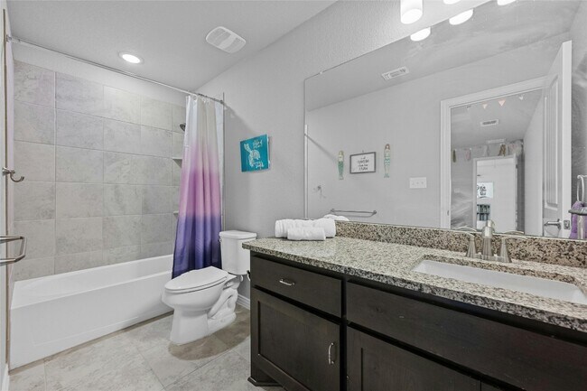 Building Photo - 12900 Mission River Dr