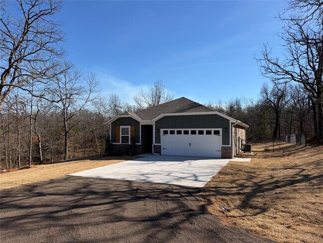 Building Photo - 17280 SE 164th St