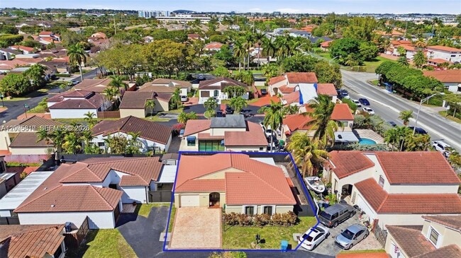 Building Photo - 561 SW 87th Ct