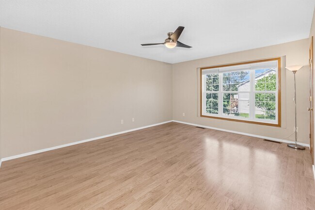 Building Photo - 15612 Float Ct