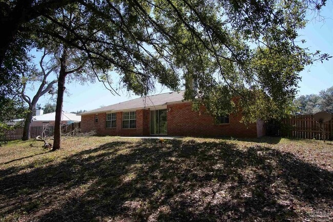 Building Photo - 1008 Tanton Cir