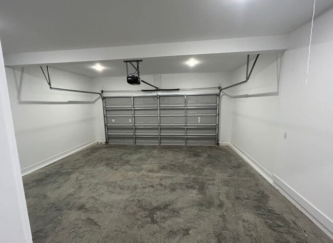 Building Photo - 213 Little Ponderosa Trail