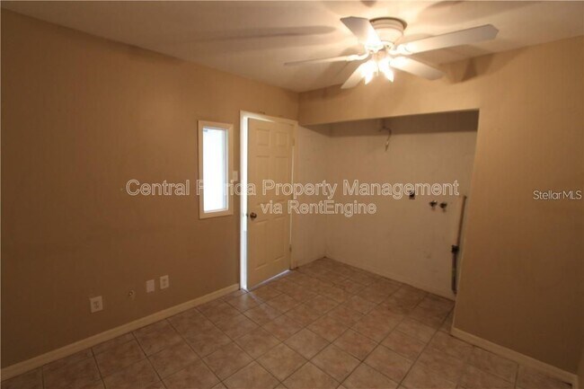 Building Photo - 1330 W Fowler Dr