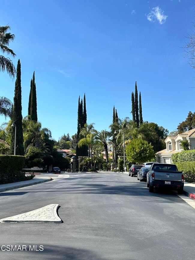 Building Photo - 4328 Park Verdi