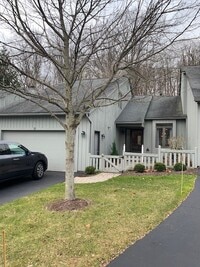 Building Photo - 71 Winding Creek Ln