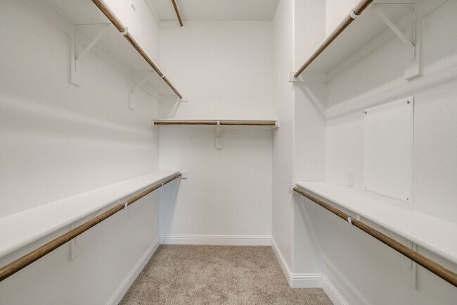 Building Photo - Amazing 3 Bed, 2 Bath Rental Available in the Highly Desirable Live Oak Creek- WSISD- 76108