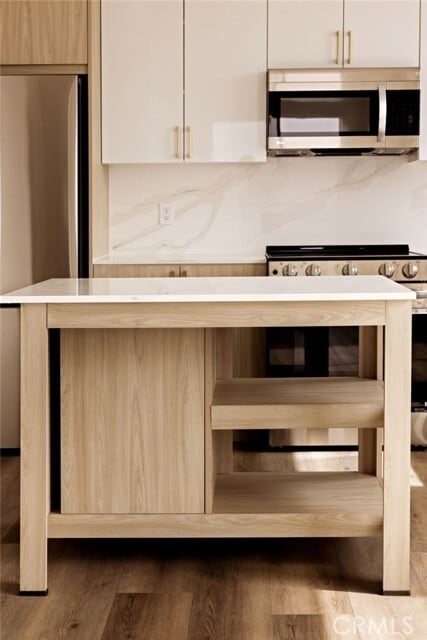 Building Photo - 21010 Erwin St