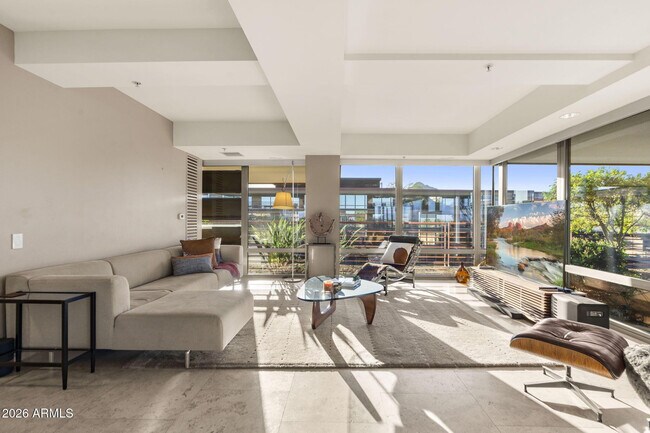 Building Photo - 7167 E Rancho Vista Dr