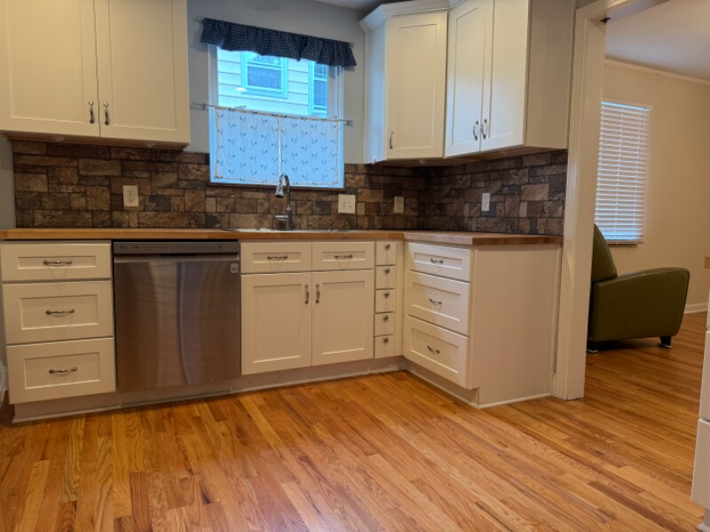 Building Photo - 236 Powhatan Ave