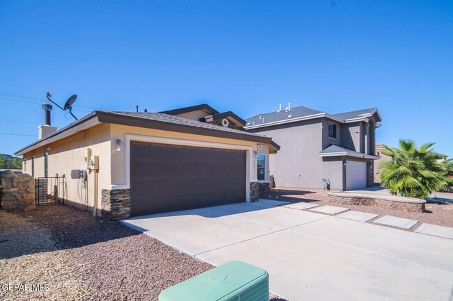 Building Photo - 4833 Adrian Campos St