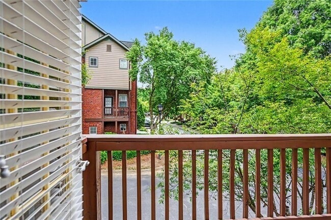 Building Photo - 3607 Ashford Creek Dr NE
