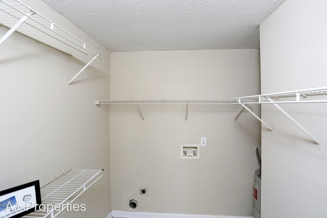 Building Photo - 3691 Claypond Rd