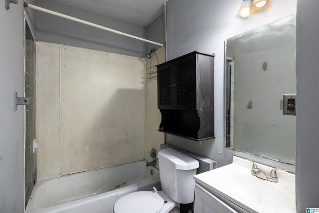 Building Photo - 804 42nd St N