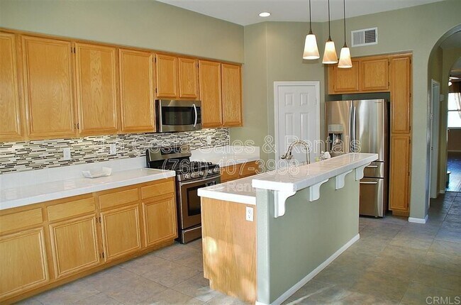 Building Photo - 1139 Calistoga Way