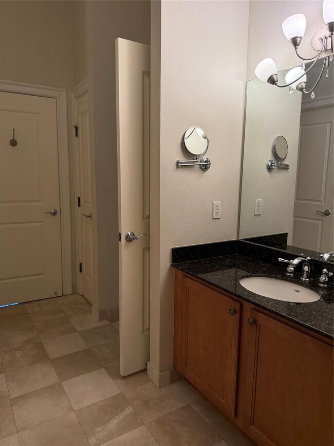 Building Photo - 16102 Emerald Estates Dr