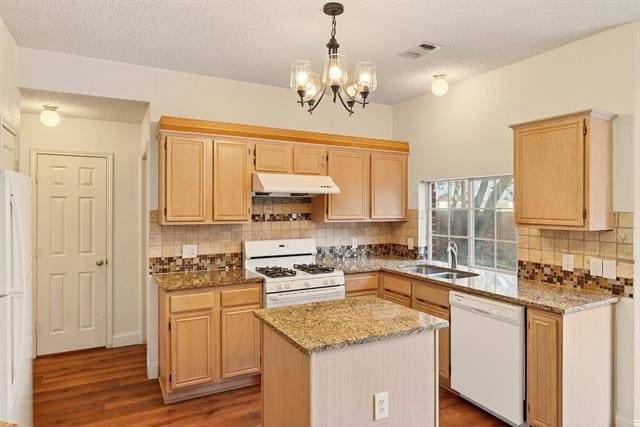 Building Photo - 3100 Verbena Dr