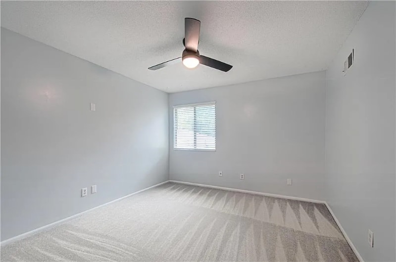 Building Photo - 9009 E 85th Terrace