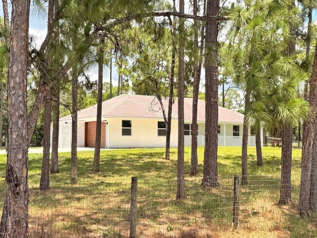 Building Photo - 14817 97th Rd N