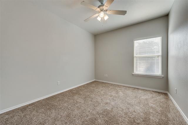 Building Photo - 5832 Center Ridge Dr