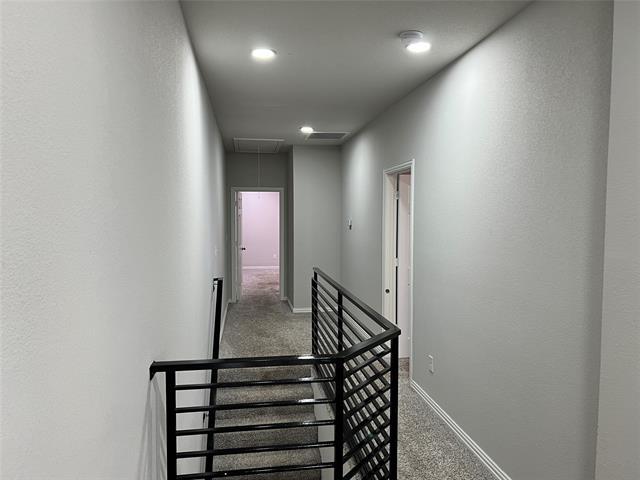 Building Photo - 319 W Page Ave