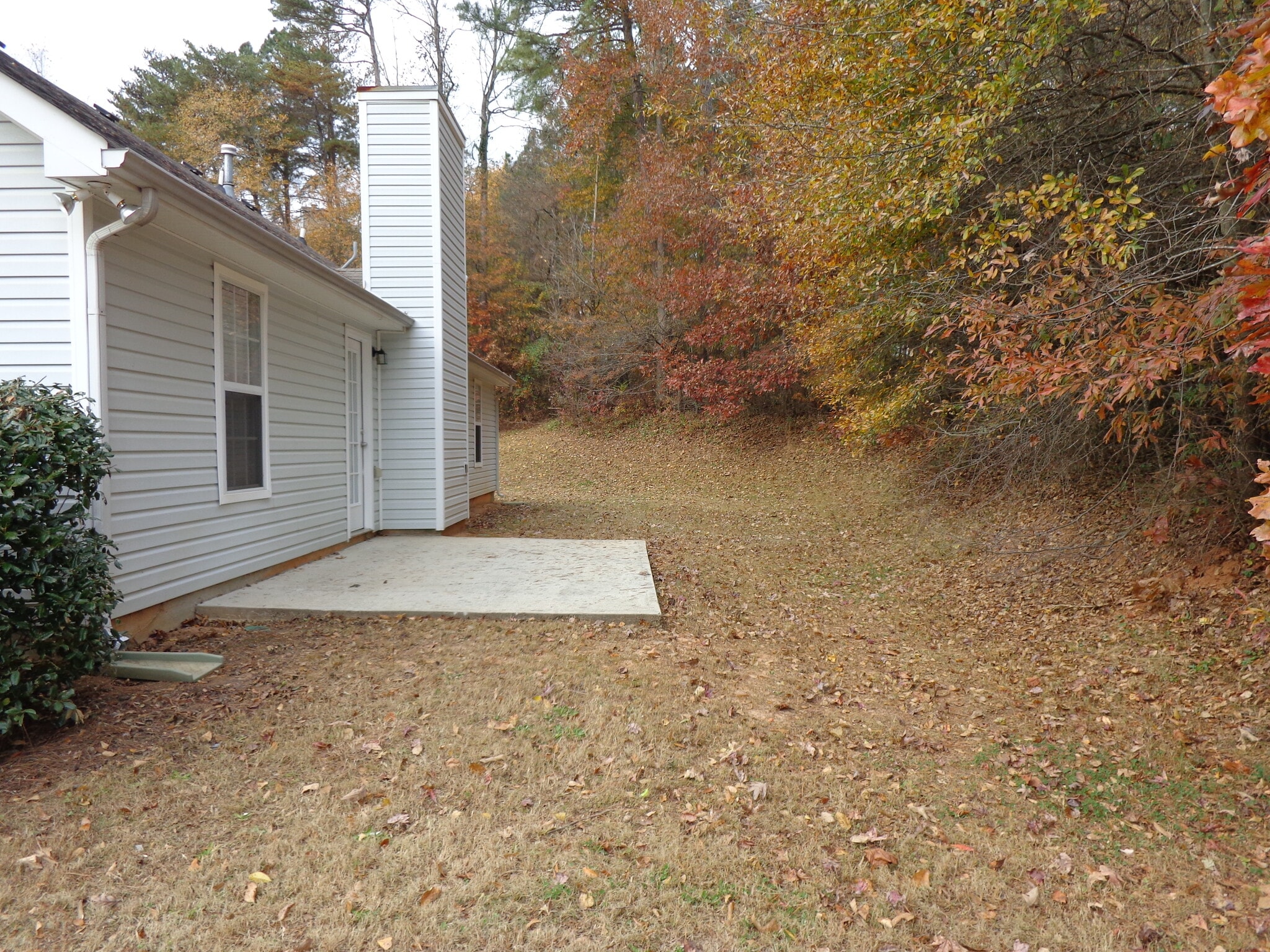 Building Photo - 7102 Independence Dr