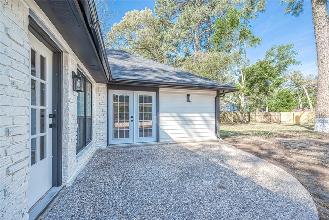 Building Photo - 811 Lemm Ct