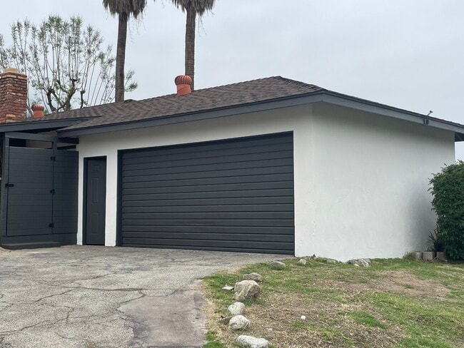 Building Photo - 85 S Baldwin Ave