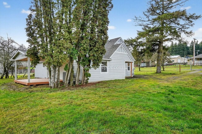 Building Photo - 10022 SE 172nd Ave