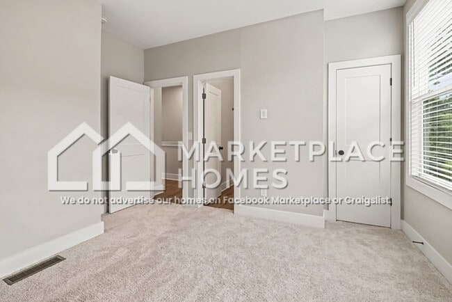Building Photo - 1376 Cozy Cir SE