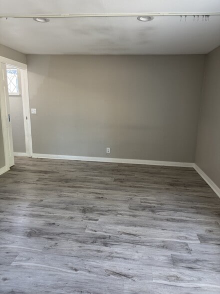 Building Photo - 10302 141st St Ct E