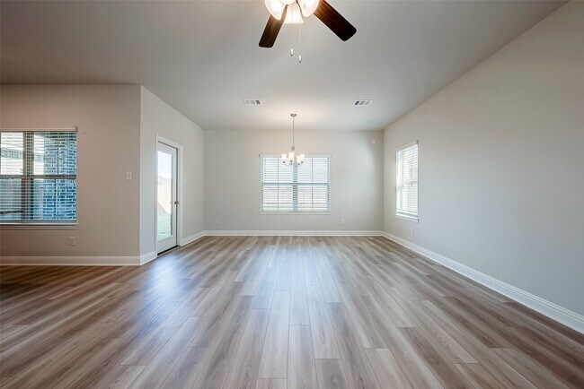 Building Photo - 436 Long Beach Bay Dr