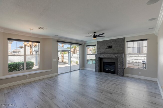 Building Photo - 2510 Putting Green Dr