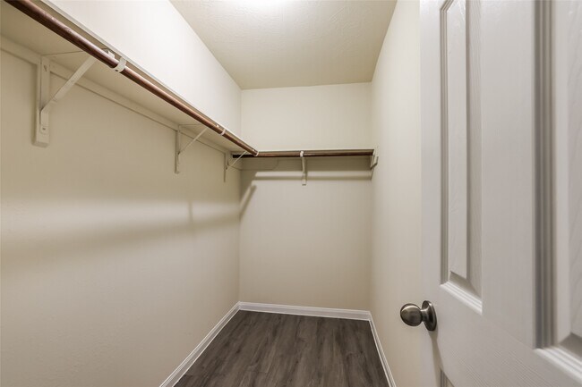 Building Photo - 5422 Rio Sabinas St