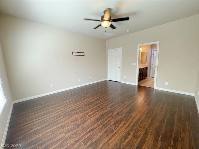 Building Photo - 10965 Pinion Woods Ct