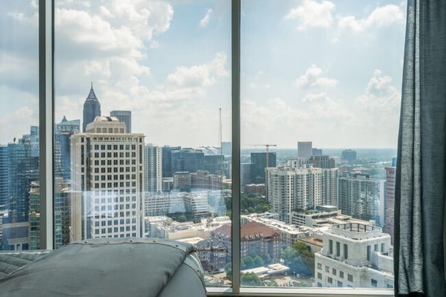 Building Photo - 1065 Peachtree St NE