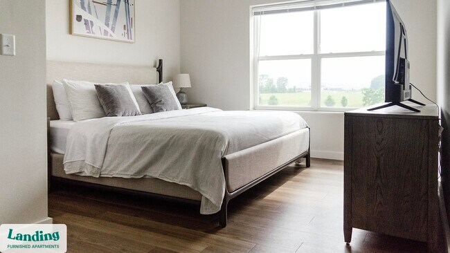 Building Photo - 9906 Runway Dr