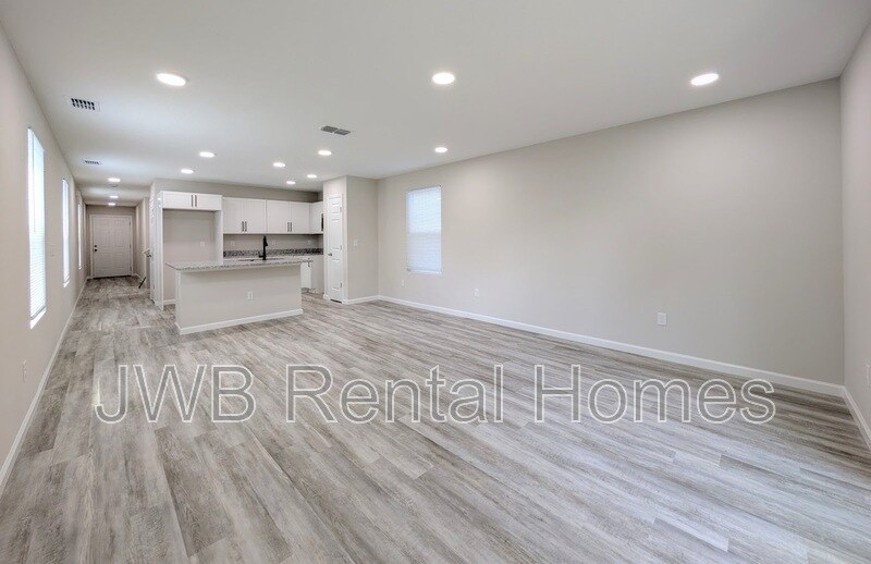 Building Photo - 8205 Galveston Ave