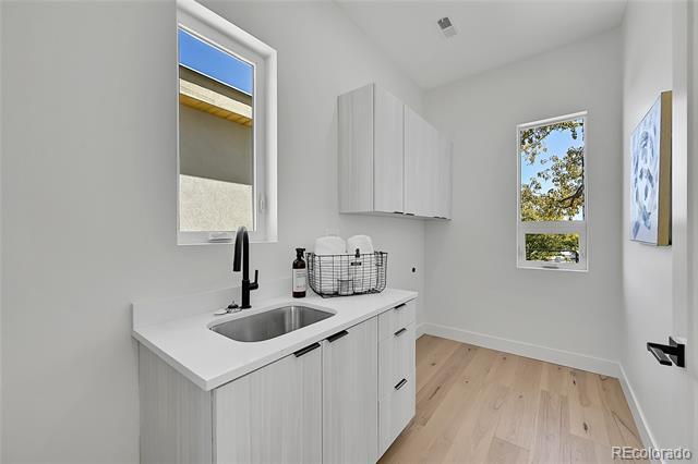 Building Photo - 4895 W 29th Ave
