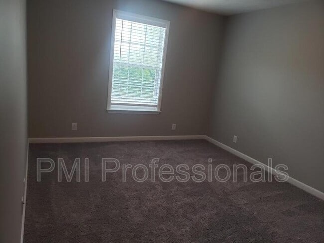 Building Photo - 609 Bonneville Ln