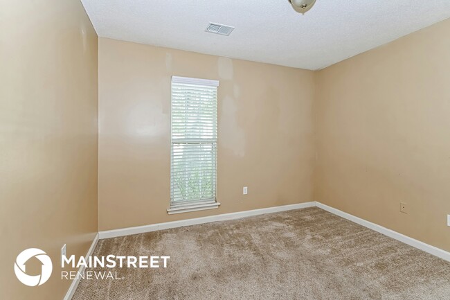 Building Photo - 8104 Longbranch Dr