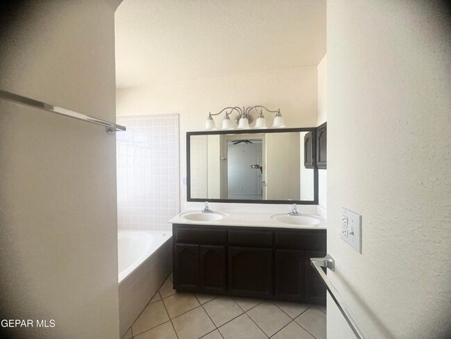 Building Photo - 7317 Desierto Azul Dr